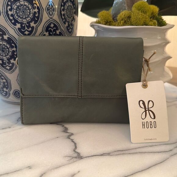 NWT Jetty Hobo International Convertible 100% Leather NO STRAP - Picture 1 of 5